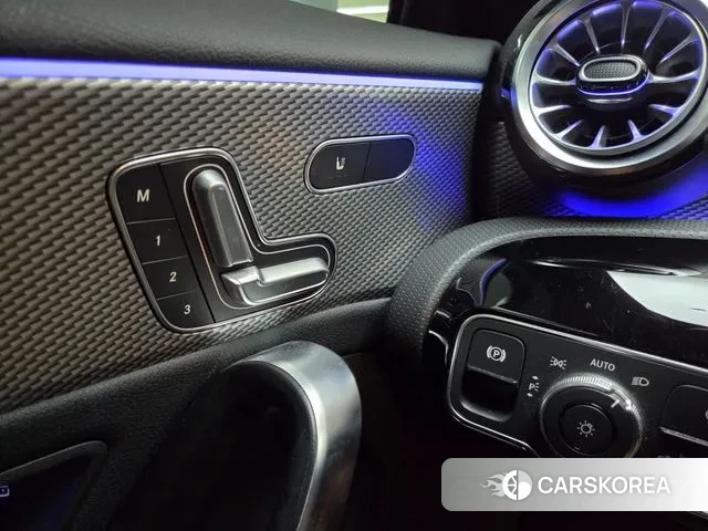 Mercedes-Benz A-Class W177 2022 Белый из Кореи, фото 6