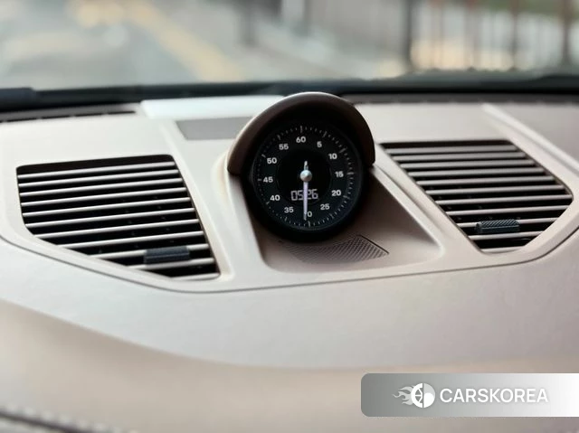 Porsche 911(992) 2024 Цвет тростника из Кореи, фото 6