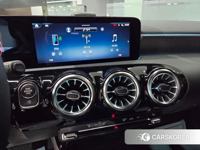 Mercedes-Benz A-Class W177 2024 Черный из Кореи, фото 6