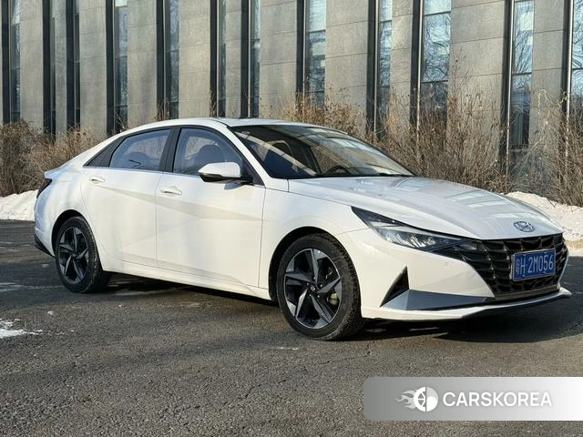 Hyundai Elantra 2022 Белый из Китая, фото 6