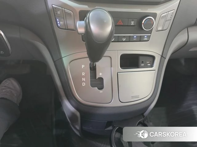 Hyundai The New Grand Starex 2018 Белый из Кореи, фото 6