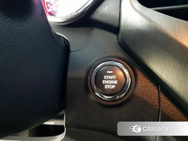Ssangyong Tivoli Armor 2019 Белый из Кореи, фото 6