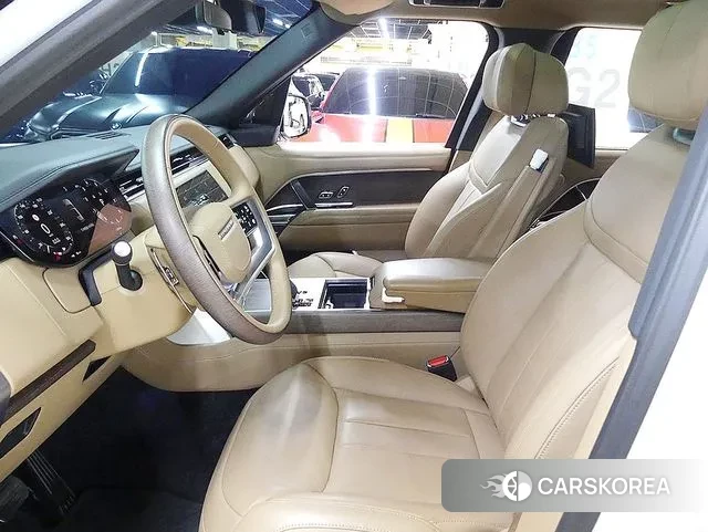 Land Rover Range Rover 5th Generation 2024 Белый из Кореи, фото 6