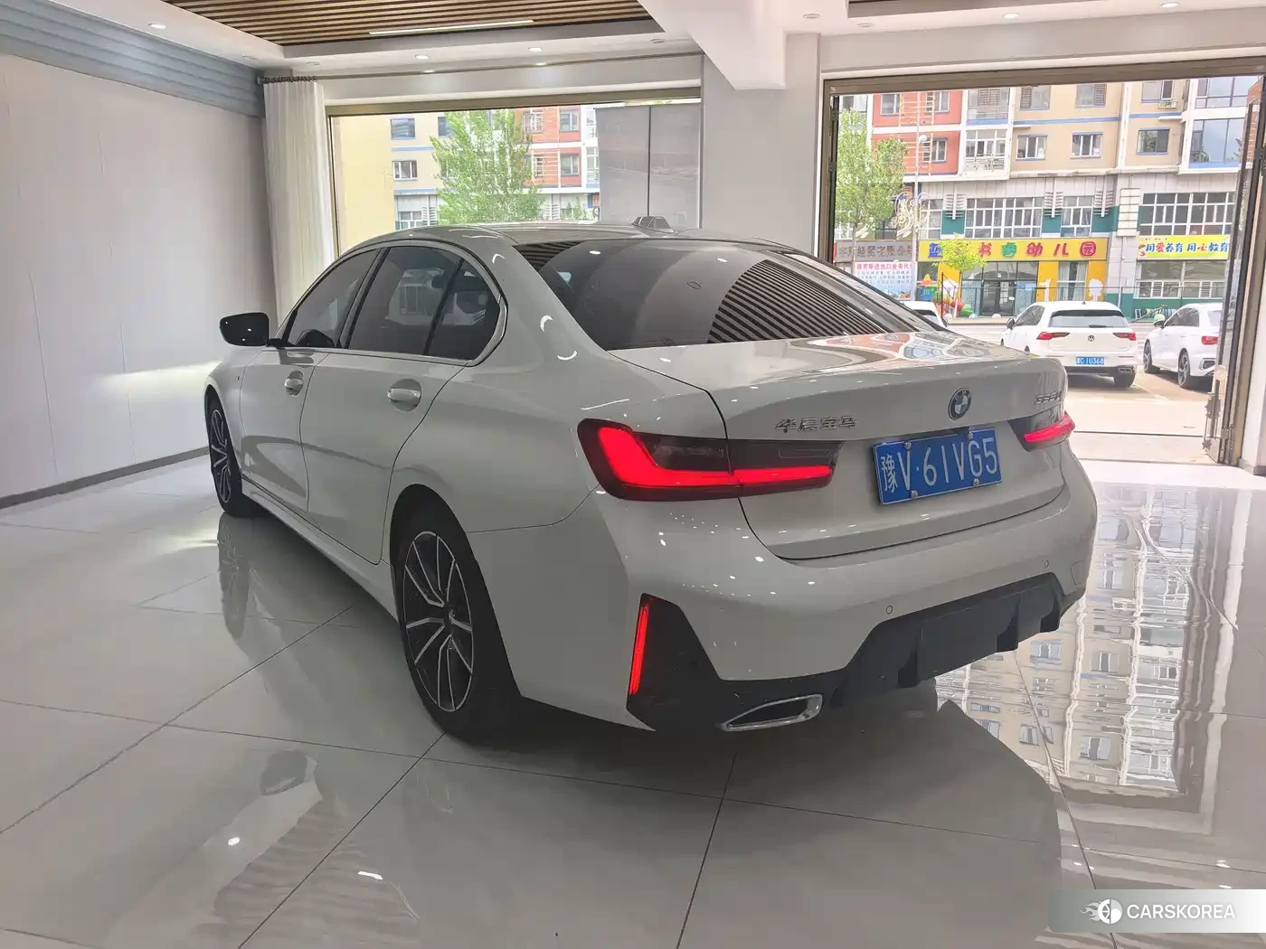 BMW 3 series 2023 Белый из Китая, фото 6