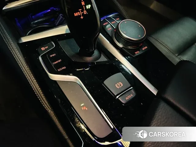 BMW 5 Series (G30) id 3385632 из Кореи 6