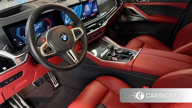 BMW X6M (G06) 2024 Жемчужный цвет из Кореи, фото 6