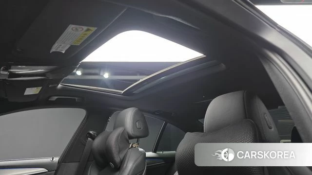 BMW 5 Series (G30) 2018 Белый из Кореи, фото 6