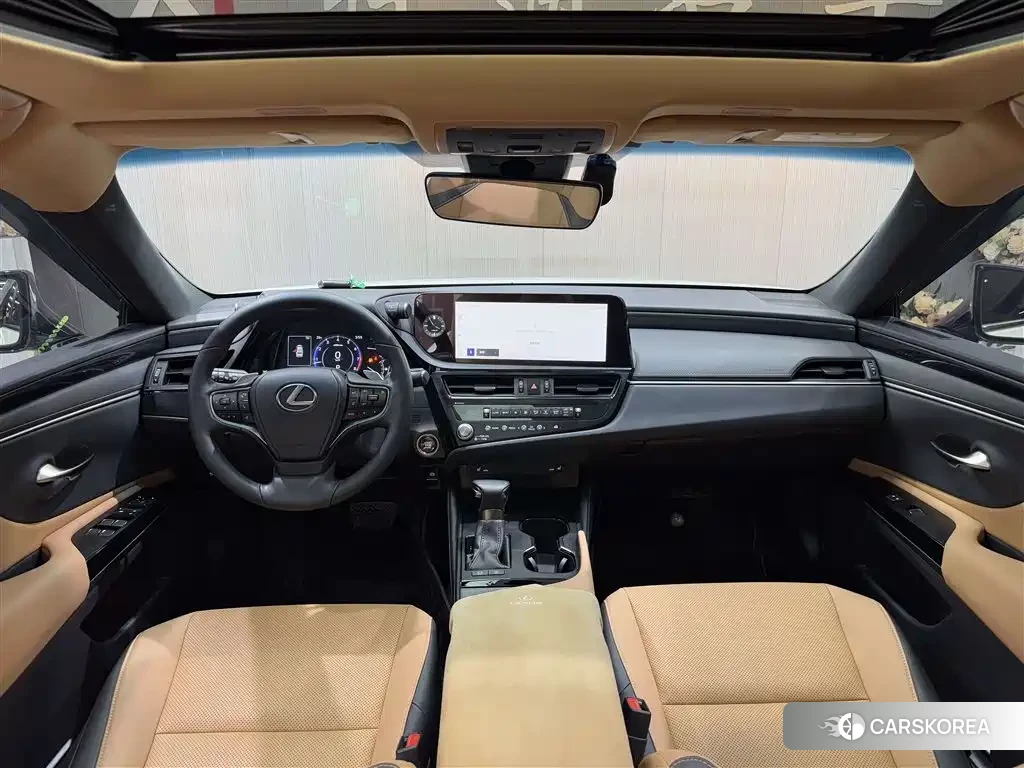 Lexus ES 2023 Белый из Китая, фото 6