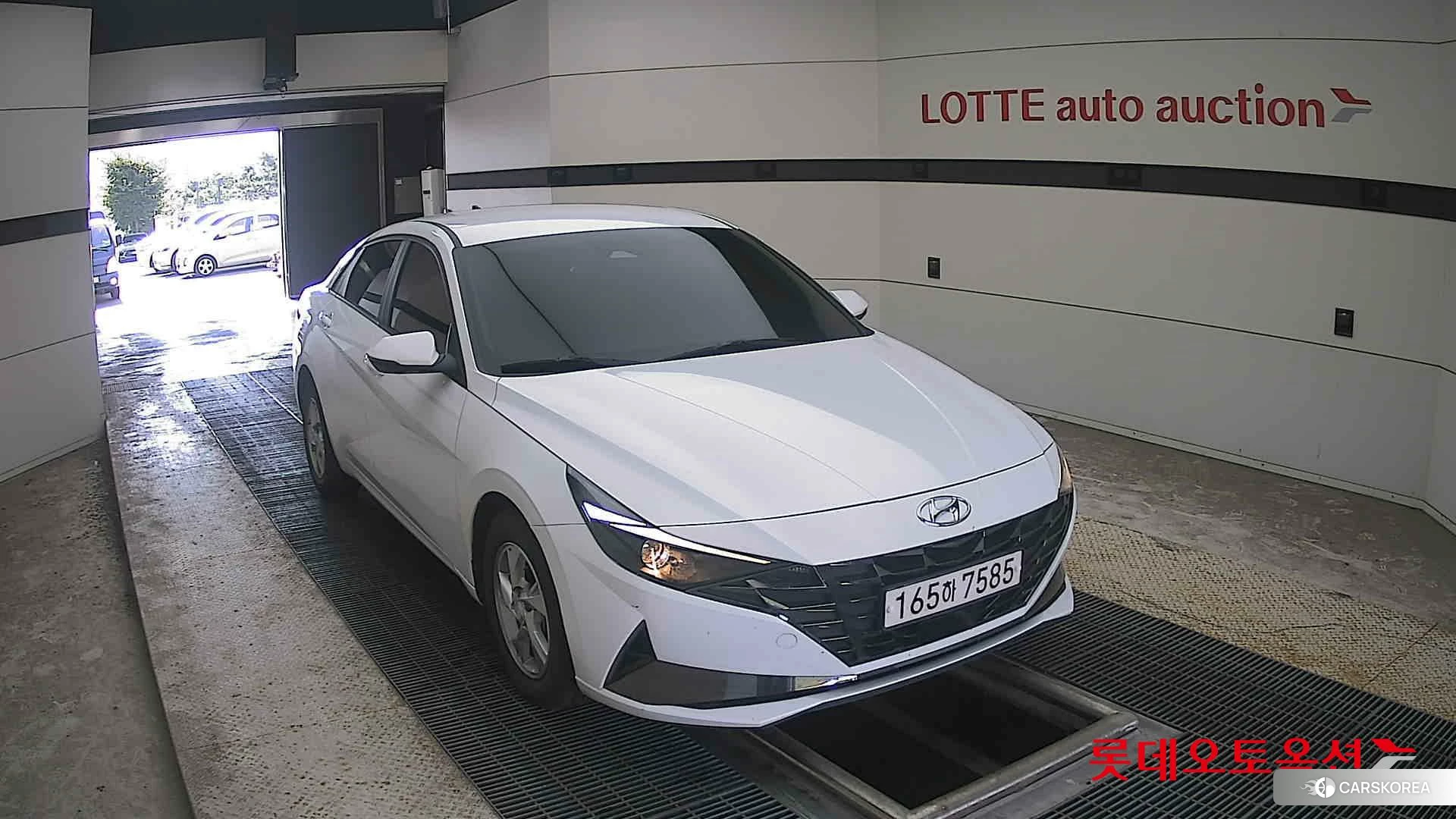 Hyundai Avante 2022 Polar White из Кореи, фото 6
