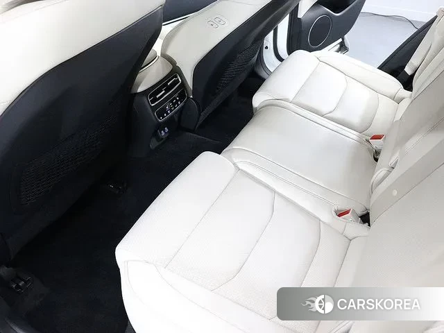 Genesis GV70 2024 Белый из Кореи, фото 6