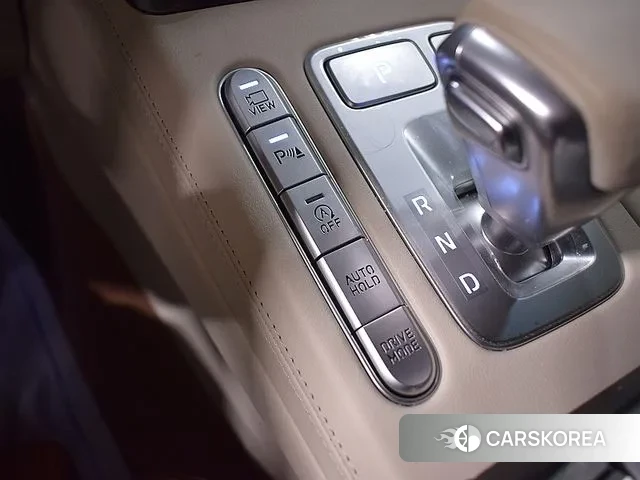 Genesis G90 2021 Серебристо-серый из Кореи, фото 6