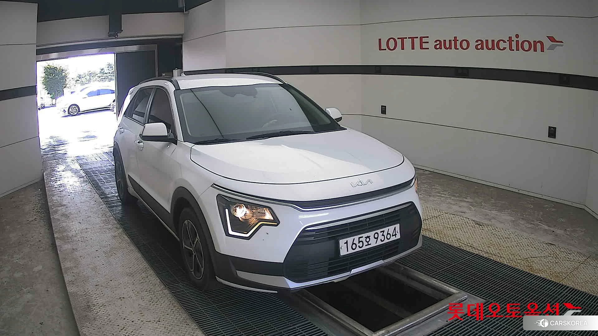 Kia Niro Hybrid 2022 Snow White Pearl (optional) из Кореи, фото 6