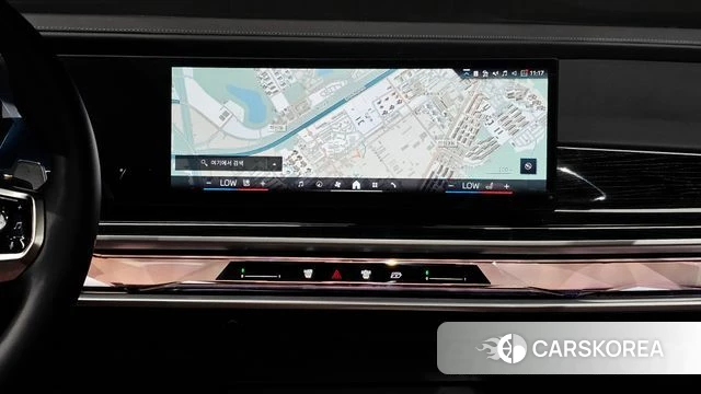 BMW 7 Series (G70) 2024 Белый из Кореи, фото 6