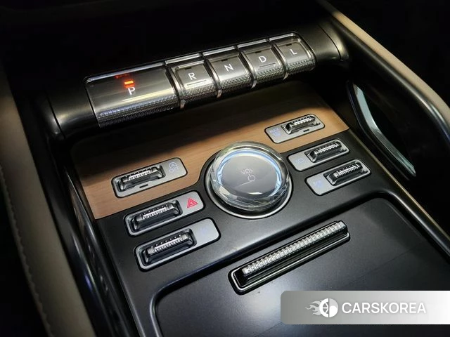 Lincoln Nautilus 2nd Generation 2023 Белый из Кореи, фото 6