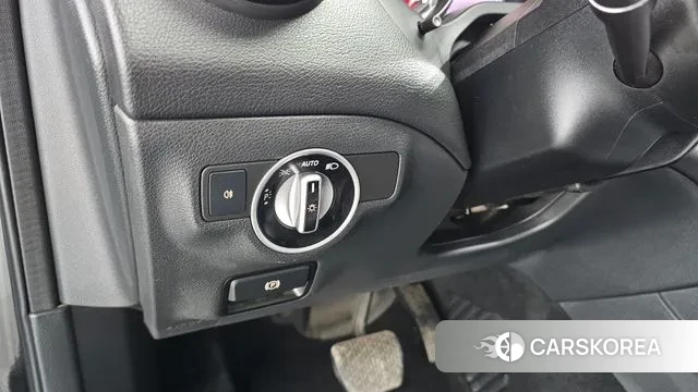 Mercedes-Benz GLA-Class X156 2018 Черный из Кореи, фото 6