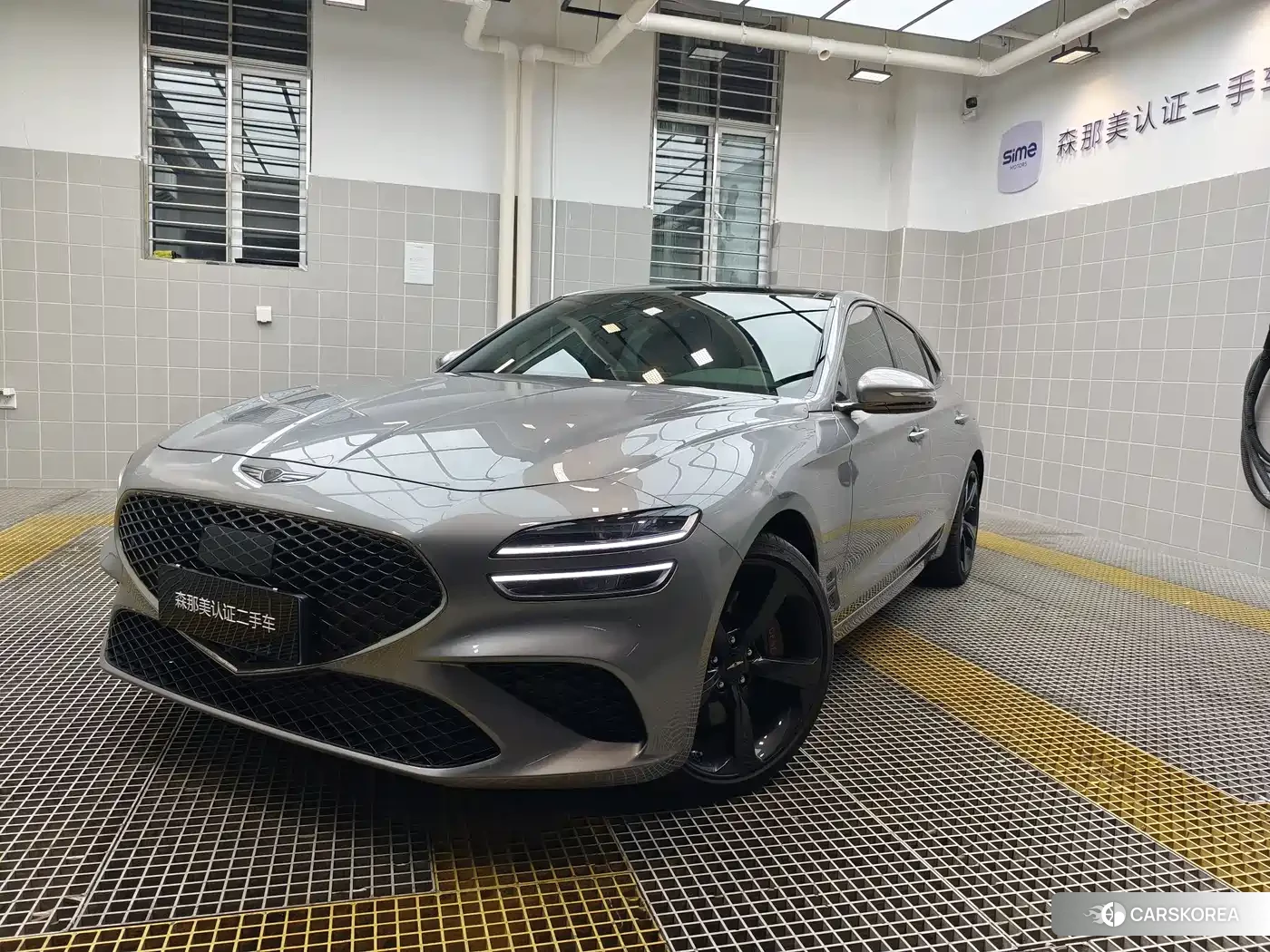 Kia Genisys G70 2025 Silver/gray из Китая, фото 6
