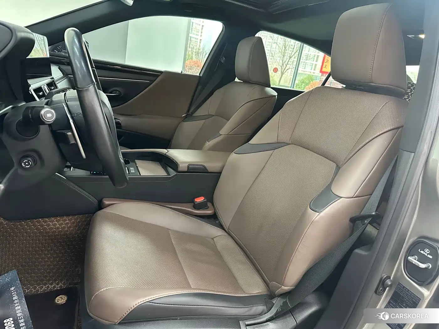 Lexus ES 2023 Silver/gray из Китая, фото 6