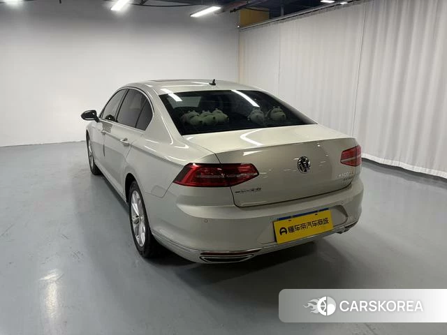 Volkswagen Magotan 2019 Желтый из Китая, фото 6
