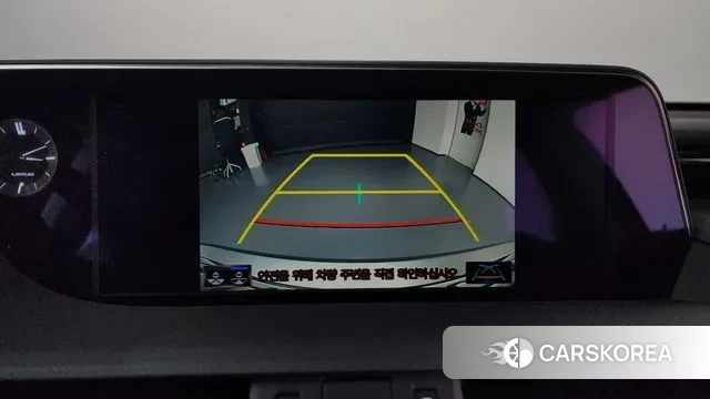 Lexus ES300h 7th generation 2021 Песочный из Кореи, фото 6