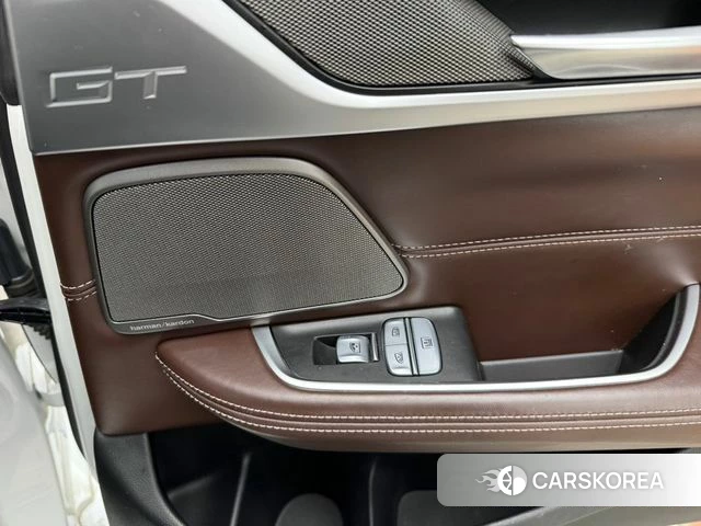 BMW 6 Series GT (G32) 2020 Белый из Кореи, фото 6