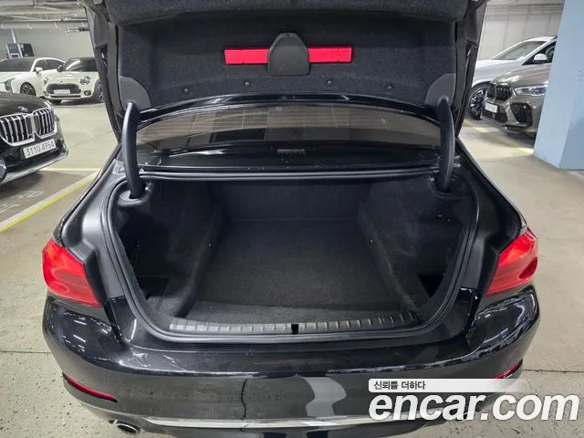 BMW 5 Series (G30) id 2696872 из Кореи 6