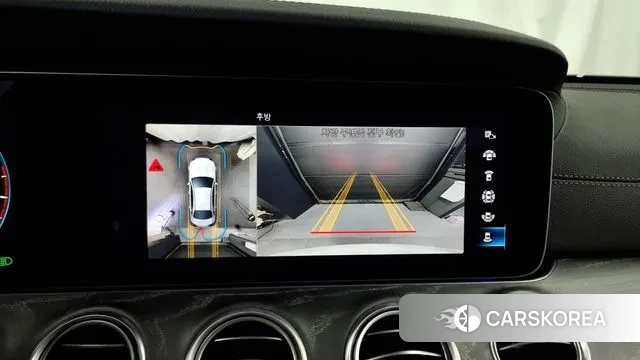 Mercedes-Benz E-Class W213 2022 Белый из Кореи, фото 6