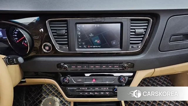 Kia The New Carnival 2018 Белый из Кореи, фото 6