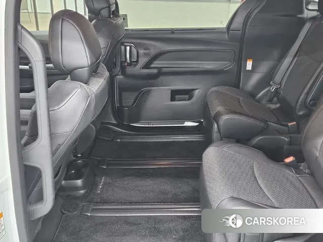 Toyota Sienna 4th Generation 2025 Белый из Кореи, фото 6
