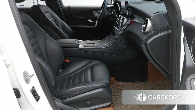 Mercedes-Benz GLC-Class X253 2020 Белый из Кореи, фото 6