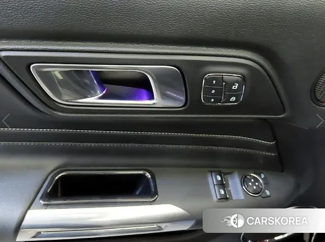 Ford Mustang 2019 Черный из Кореи, фото 6