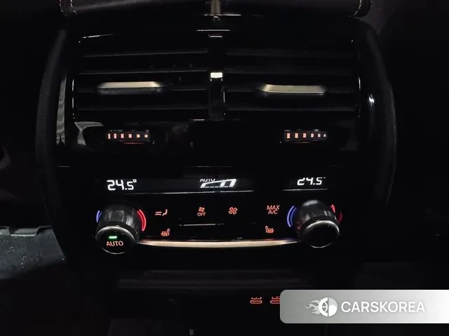 BMW 5 Series (G30) 2023 Белый из Кореи, фото 6