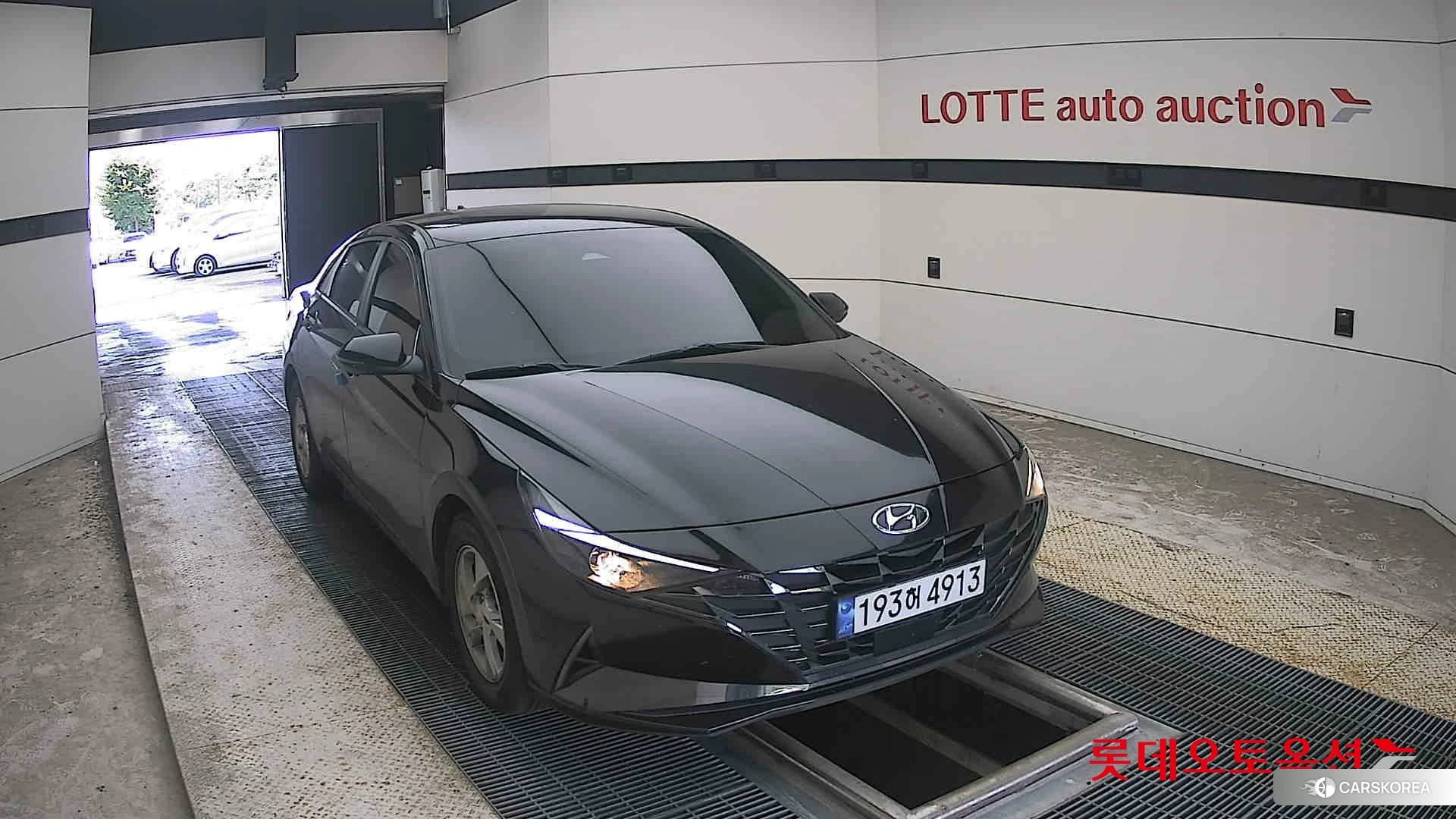 Hyundai Avante 2023 Phantom Black Pearl из Кореи, фото 6