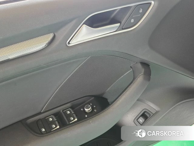 Audi New A3 2018 Белый из Кореи, фото 6