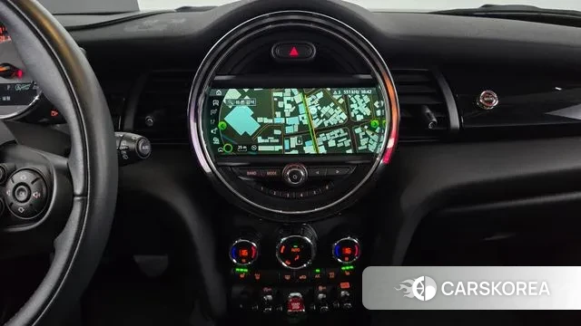 Mini Cooper 2019 Жемчужный цвет из Кореи, фото 6
