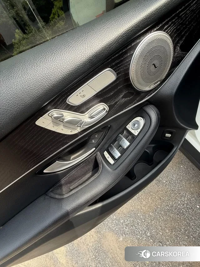 Mercedes-Benz GLC-Class X253 2019 Белый из Кореи, фото 6