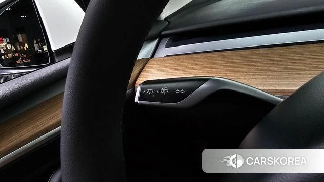 Tesla Model Y 2023 Белый из Кореи, фото 6