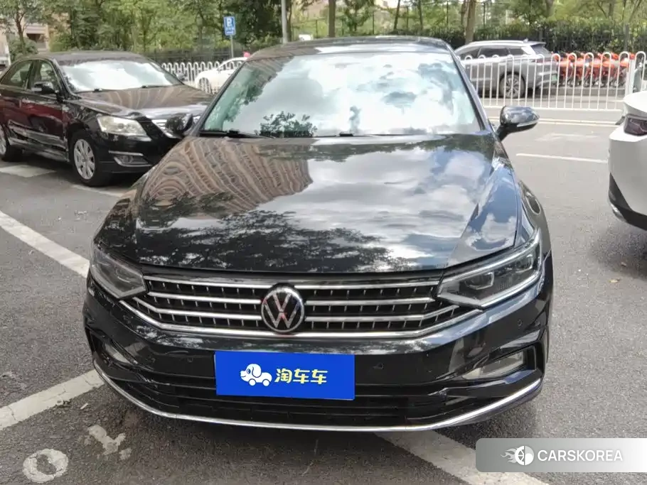 Volkswagen Magotan 2023 Черный из Китая, фото 6