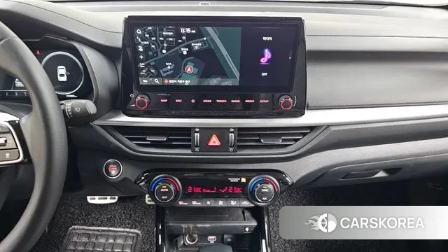 Kia The New K3 2nd generation 2023 Белый из Кореи, фото 6