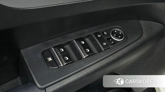 Kia The New K3 2nd generation 2021 Белый из Кореи, фото 6