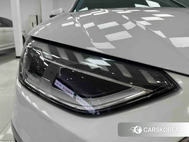 Audi A4L 2024 Белый из Китая, фото 6