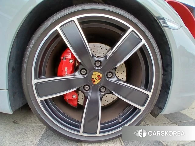 Porsche 718 Boxster 2021 Серебристо-серый из Кореи, фото 6