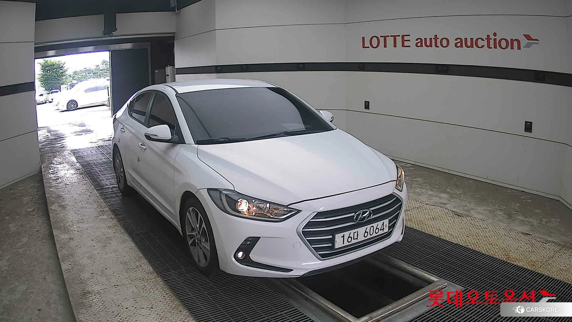 Hyundai Avante 2018 Белый из Кореи, фото 6
