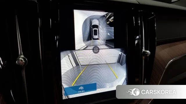 Volvo XC60 second Generation 2025 Белый из Кореи, фото 6