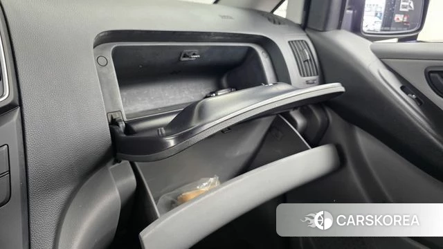 Hyundai The New Grand Starex 2018 Серебряный из Кореи, фото 6