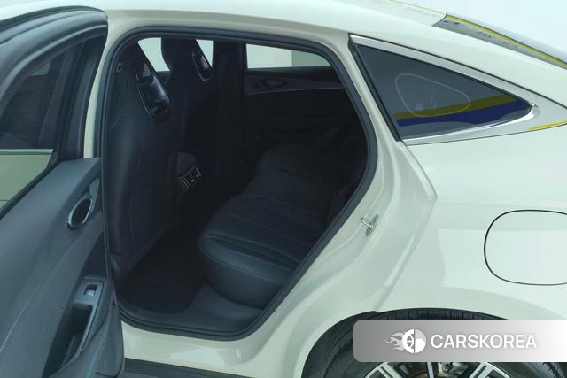 BYD Seal 06DM 2025 Белый из Китая, фото 6