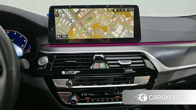 BMW 5 Series (G30) 2022 Белый из Кореи, фото 6