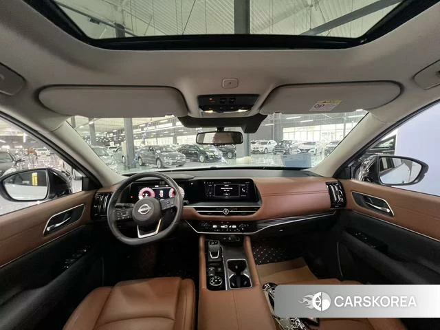 Nissan Exploring the land 2024 Белый из Китая, фото 6