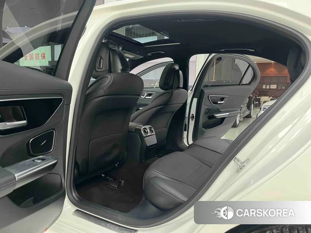 Mercedes-Benz Class C 2022 Белый из Китая, фото 6