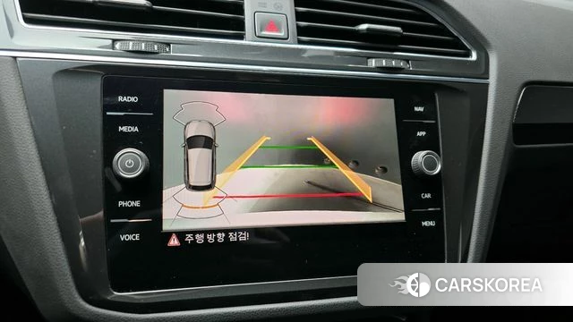 Volkswagen Tiguan second Generation 2022 Белый из Кореи, фото 6