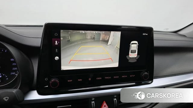 Kia The New K3 2nd generation 2021 Белый из Кореи, фото 6